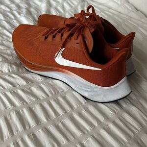 Nike Texas Longhorn Zoom Pegasus Running Shoe